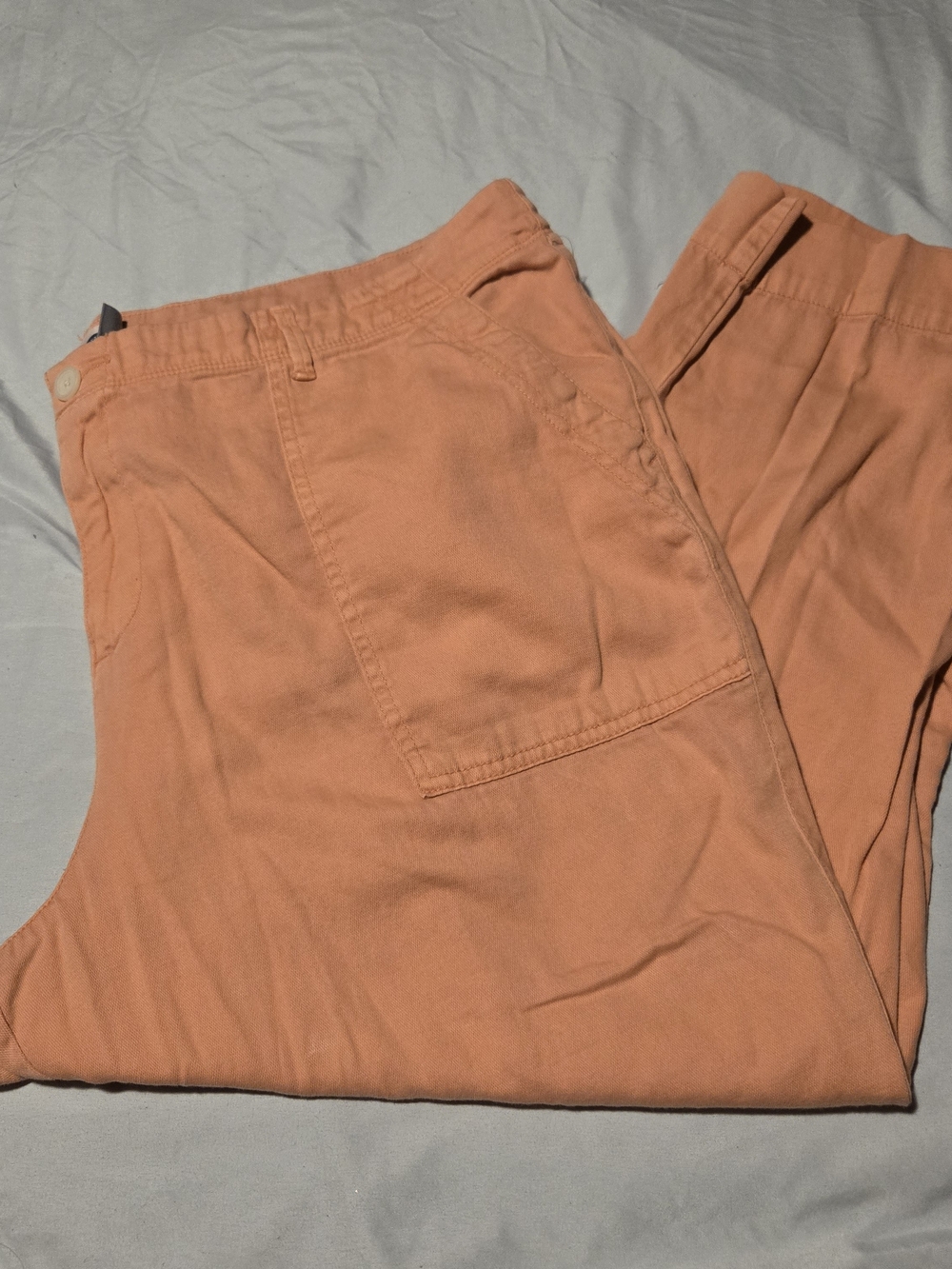 Old Navy Women's Salmon Pink Capri